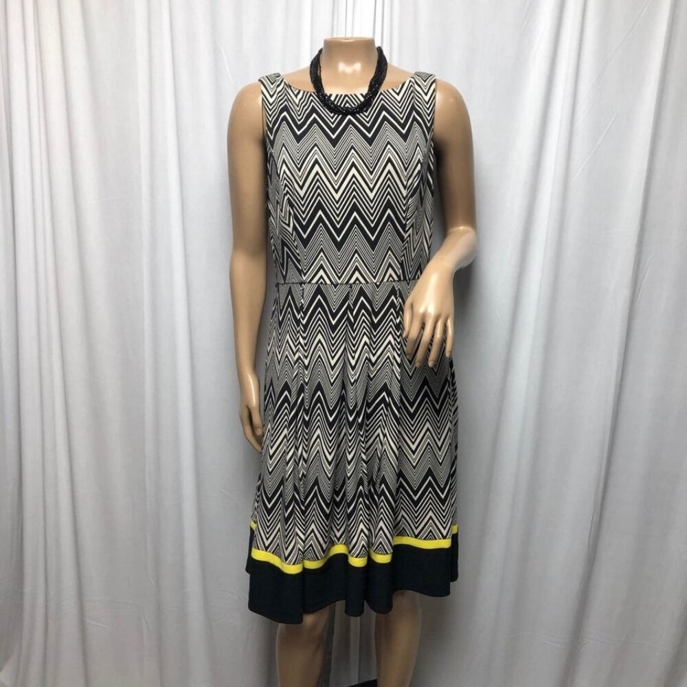 Jessica Howard Dress Womens Size 8 Black White Yellow Stretchy Zigzag Sleeveless